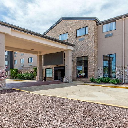 Comfort Inn & Suites McComb Exterior photo