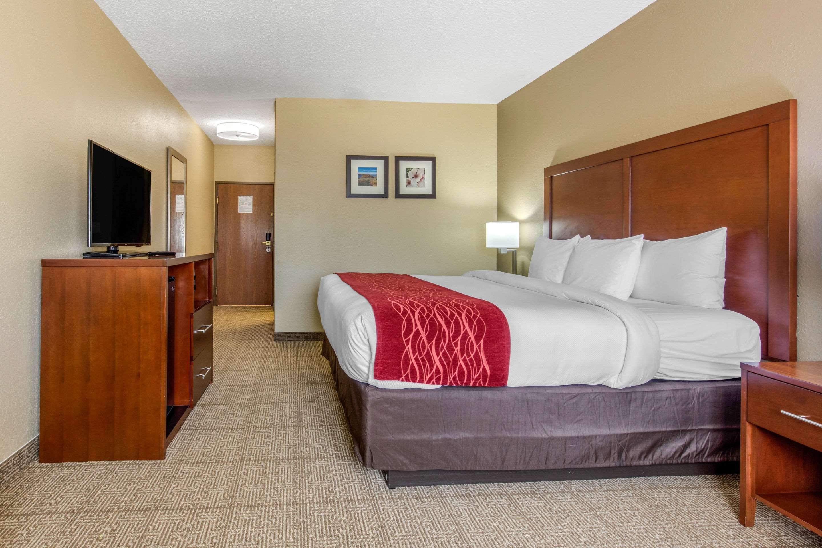 Comfort Inn & Suites McComb Exterior photo