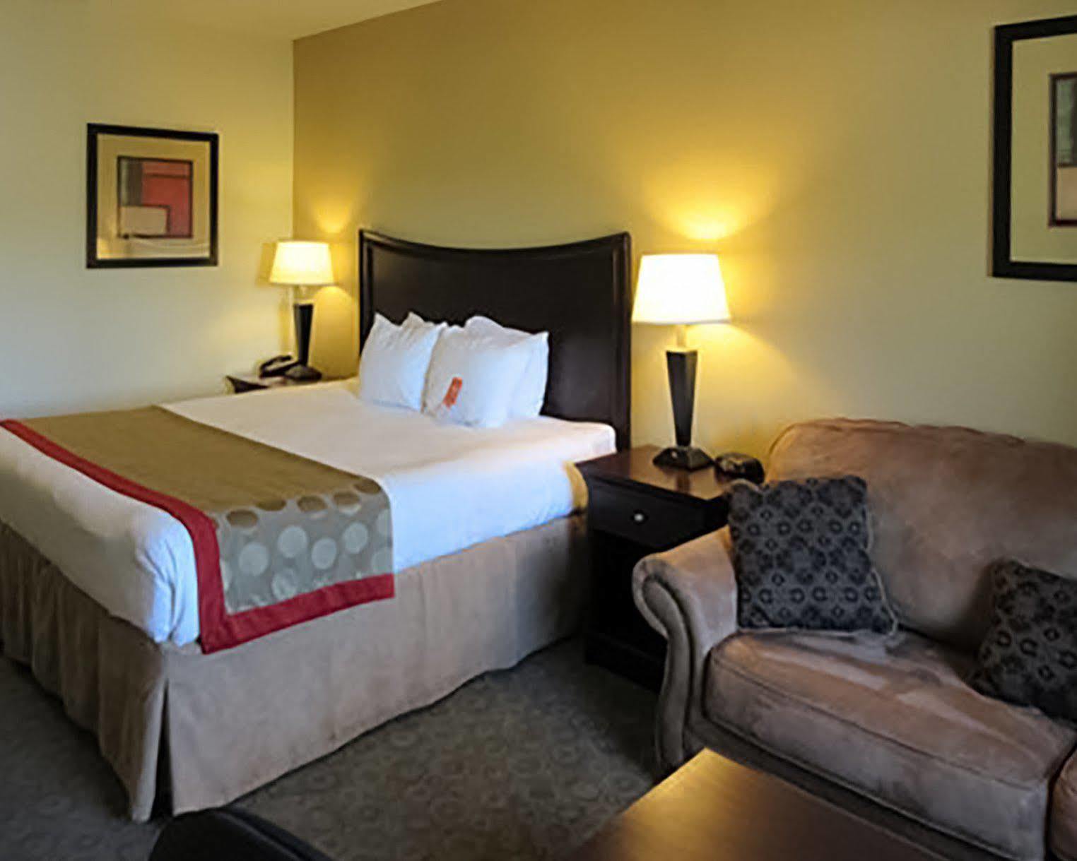 Comfort Inn & Suites McComb Exterior photo